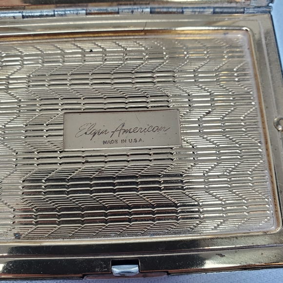 Vintage Elgin American Compact Makeup - Picture 5 of 7